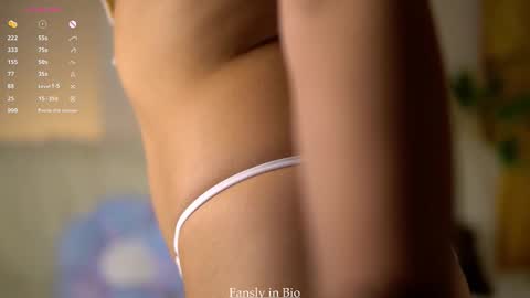 Snapshot of fallingflower chatting on 31, 10, 2025 Kim online show from 31, 10, 2025