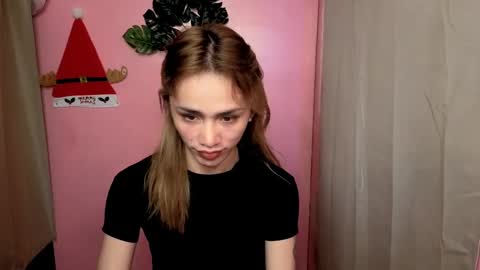 Snapshot of familystroke_twinny8 chatting on 14, 12, 2024 Alexandra x Alexandro online show from 14, 12, 2024