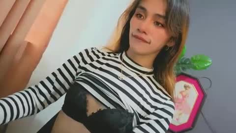 Snapshot of familystroke_twinny8 chatting on 3, 11, 2025 Alexandra x Alexandro online show from 3, 11, 2025