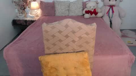 Snapshot of fancylaylaxx chatting on 11, 6, 2026 Layla online show from 11, 6, 2026