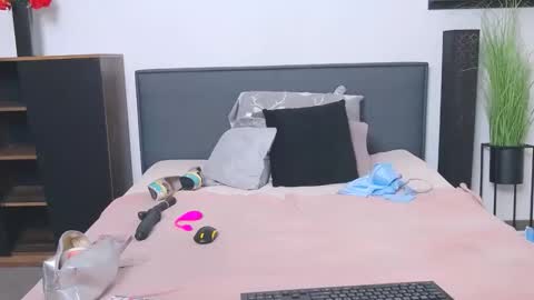 Fannie online show from 24, 9, 2025