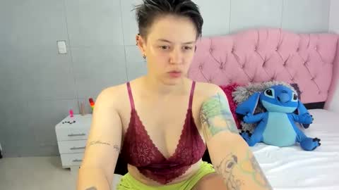 Snapshot of fanny_18 chatting on 7, 10, 2025 FANNY online show from 7, 10, 2025