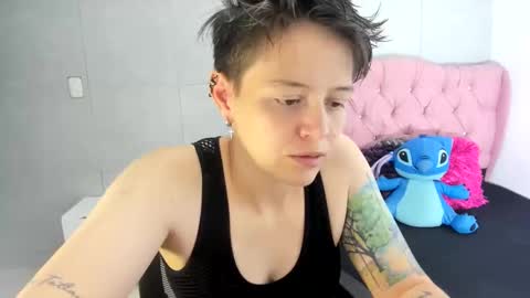 Snapshot of fanny_18 chatting on 17, 10, 2025 FANNY online show from 17, 10, 2025