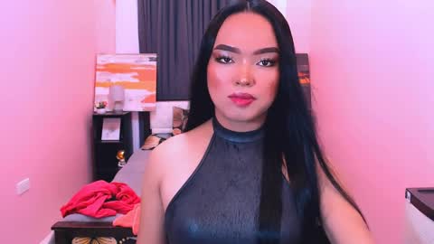 ITYS ME MONA online show from 6, 4, 2026