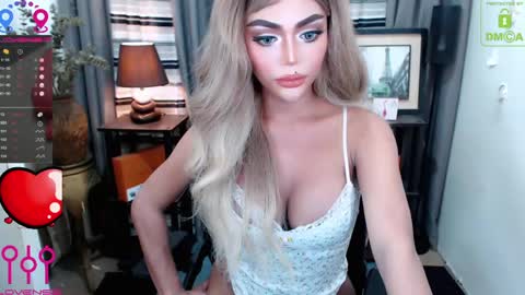 Snapshot of fantacyoflove chatting on 2, 5, 2026 YASI online show from 2, 5, 2026