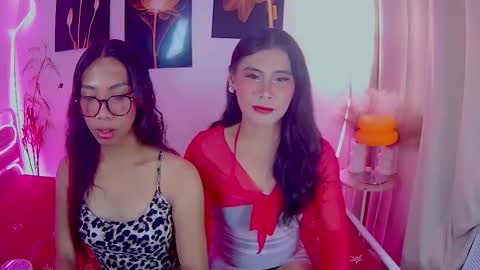 Snapshot of fantastic_kim chatting on 4, 12, 2025 fantastic_kim online show from 4, 12, 2025