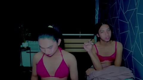 Snapshot of fantastic_kim chatting on 5, 12, 2025 fantastic_kim online show from 5, 12, 2025