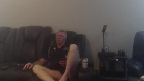 Snapshot of fantom666 chatting on 17, 12, 2025 PHANTOM online show from 17, 12, 2025