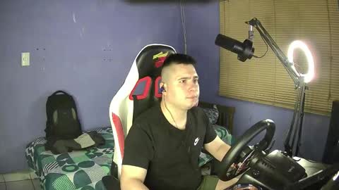 Snapshot of faon_ chatting on 16, 11, 2025 faon_ online show from 16, 11, 2025