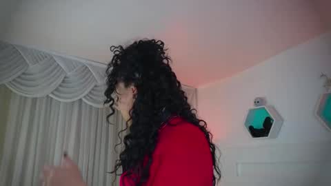 Snapshot of farahh_magdaly chatting on 1, 11, 2025 Farah online show from 1, 11, 2025