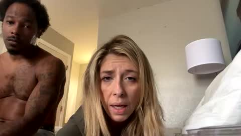 fararayne online show from 4, 12, 2025