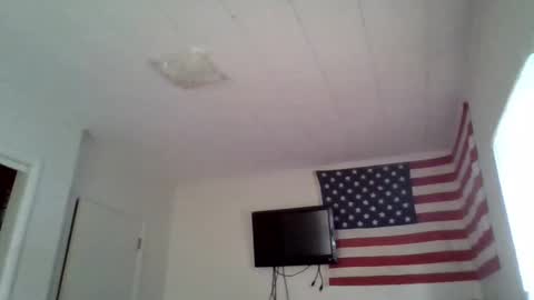 Snapshot of farmboy2398 chatting on 13, 1, 2026 farmboy2398 online show from 13, 1, 2026