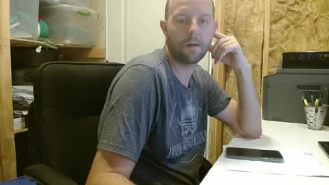 farmboy4720 online show from 14, 2, 2025