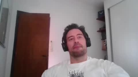 farolito373218 online show from 11, 11, 2025