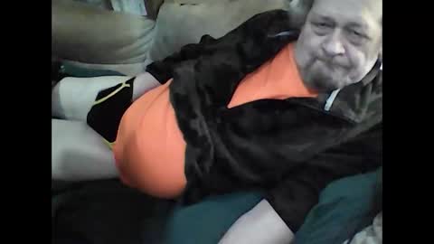 HoneyCumJuice4U online show from 19, 4, 2026