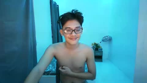 Snapshot of fastfucker_22 chatting on 9, 3, 2025 fastfucker_22 online show from 9, 3, 2025