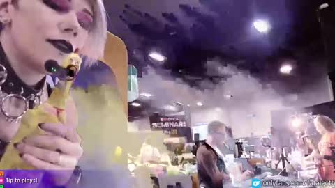  Lily  Waifu  online show from 24, 10, 2025