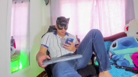 Snapshot of fatass_420 chatting on 28, 1, 2025 Johan online show from 28, 1, 2025