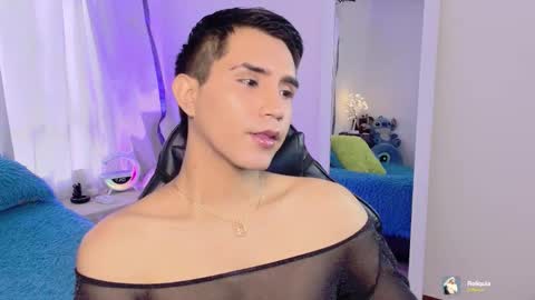 Snapshot of fatass_420 chatting on 11, 11, 2025 Johan online show from 11, 11, 2025