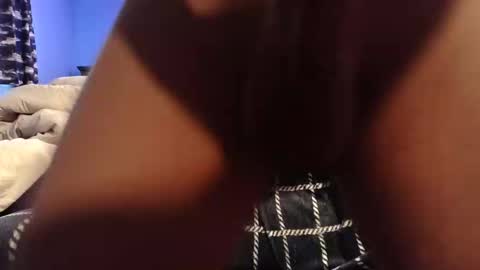 fatbuttfriday online show from 18, 1, 2026