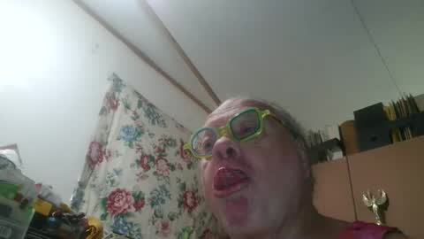 Snapshot of fatfreddythecat chatting on 24, 5, 2026 Fred. online show from 24, 5, 2026
