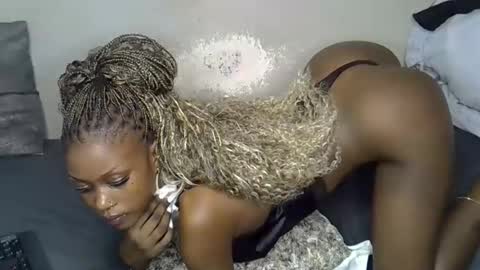 fauzia_byb2 online show from 7, 4, 2026
