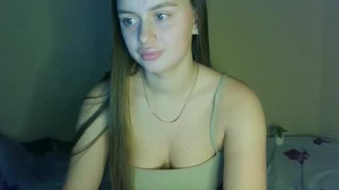 Snapshot of favorite_lovely_geneva chatting on 21, 1, 2025 Jasminefeelings online show from 21, 1, 2025