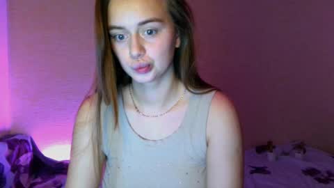 Snapshot of favorite_lovely_geneva chatting on 25, 2, 2025 Jasminefeelings online show from 25, 2, 2025