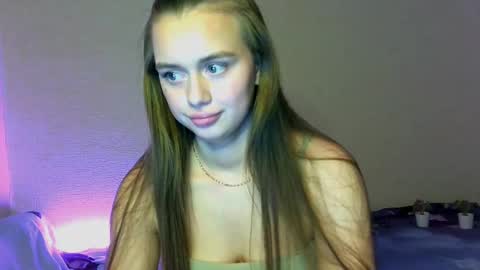 Snapshot of favorite_lovely_geneva chatting on 27, 2, 2025 Jasminefeelings online show from 27, 2, 2025