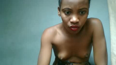 fayence09 online show from 9, 9, 2025