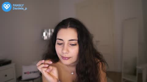 Daniela online show from 29, 12, 2024