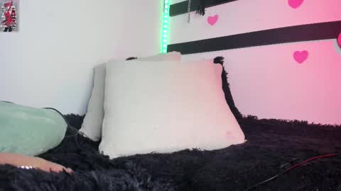 feel_the_touch online show from 1, 3, 2025