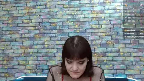 Snapshot of feelsgoodwoman chatting on 1, 2, 2025 Laura online show from 1, 2, 2025