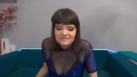 Snapshot of feelsgoodwoman chatting on 2, 10, 2025 Laura online show from 2, 10, 2025