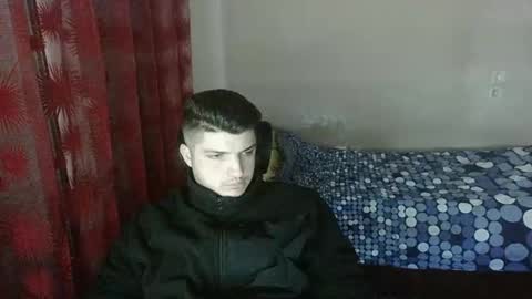 Snapshot of feet_cleaner chatting on 18, 1, 2025 Slut-Boy online show from 18, 1, 2025