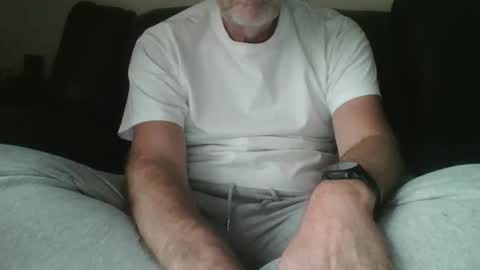 Snapshot of feet_fan69 chatting on 10, 10, 2025 John Buck online show from 10, 10, 2025