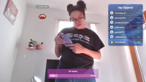 Soley online show from 4, 2, 2025