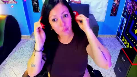 felina online show from 8, 3, 2025