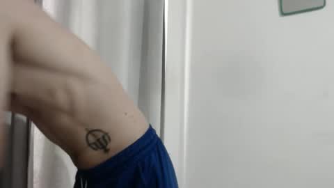 Snapshot of felipe227 chatting on 10, 9, 2025 jhonatan felipe online show from 10, 9, 2025