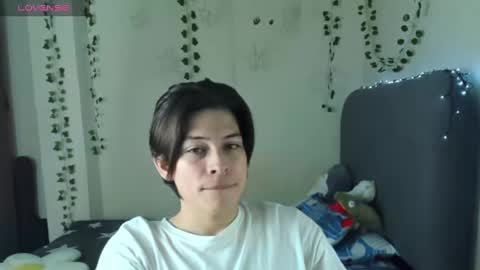 Snapshot of felix_leex chatting on 5, 12, 2024 Felix leex online show from 5, 12, 2024