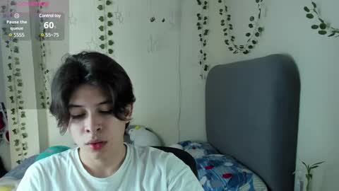 Snapshot of felix_leex chatting on 27, 12, 2024 Felix leex online show from 27, 12, 2024