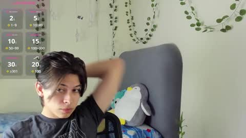 Snapshot of felix_leex chatting on 2, 2, 2025 Felix leex online show from 2, 2, 2025