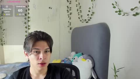 Snapshot of felix_leex chatting on 6, 2, 2025 Felix leex online show from 6, 2, 2025