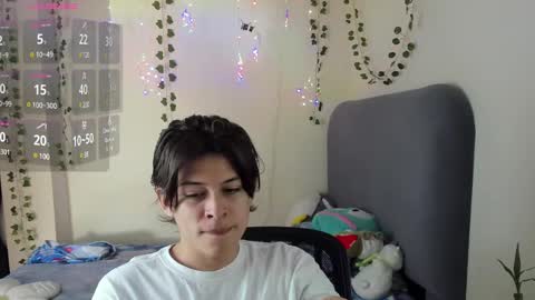 Snapshot of felix_leex chatting on 12, 2, 2025 Felix leex online show from 12, 2, 2025