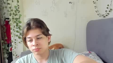 Snapshot of felix_leex chatting on 14, 9, 2025 Felix leex online show from 14, 9, 2025