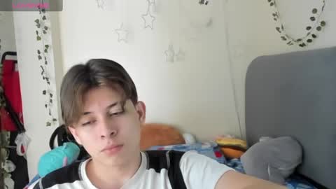 Snapshot of felix_leex chatting on 10, 10, 2025 Felix leex online show from 10, 10, 2025