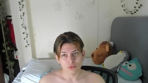 Snapshot of felix_leex chatting on 11, 11, 2025 Felix leex online show from 11, 11, 2025