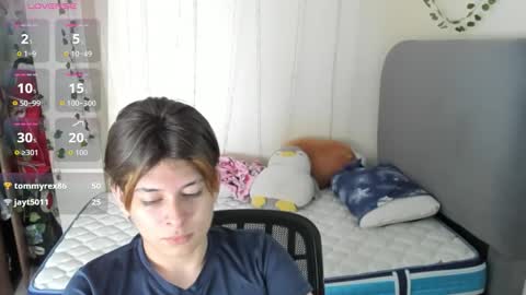 Snapshot of felix_leex chatting on 15, 12, 2025 Felix leex online show from 15, 12, 2025