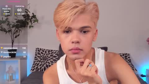 Felix online show from 2, 2, 2025