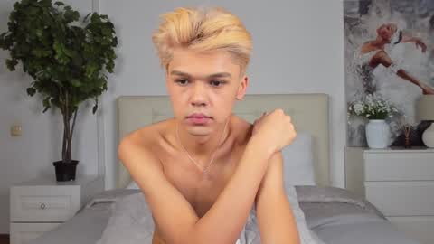 Felix online show from 8, 2, 2025